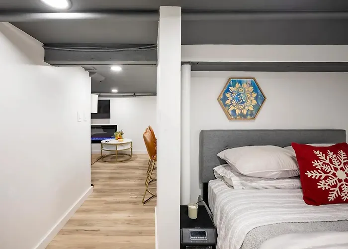 Romantic Hideout 1Bedroom Lower Level