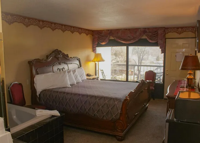 Rivergate Mountain Lodge