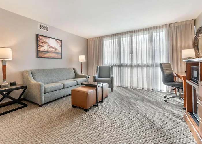 Drury Inn & Suites Champaign