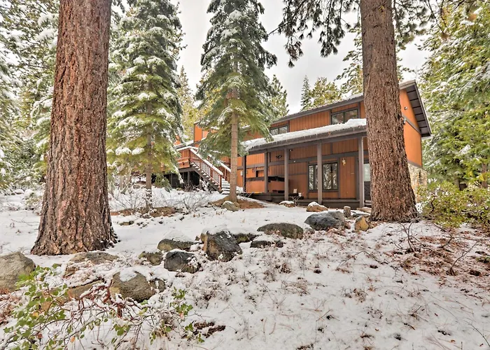 Lake Tahoe Home W/ Hot Tub, Game Room & Sauna!