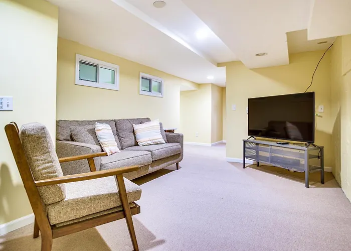 Ping-Pong & Backyard: Spacious Chatham Retreat