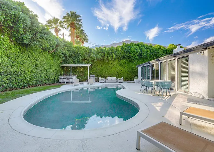 1 Mi To Dtwn Palm Springs: Home W/ Fire Pit!