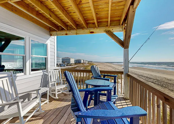 Summer Sands: Waterfront, Dog Friendly, Balcony