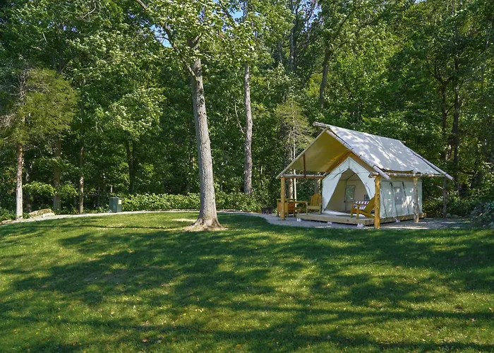 Hilltop Hideaway At Moon Valley Campground