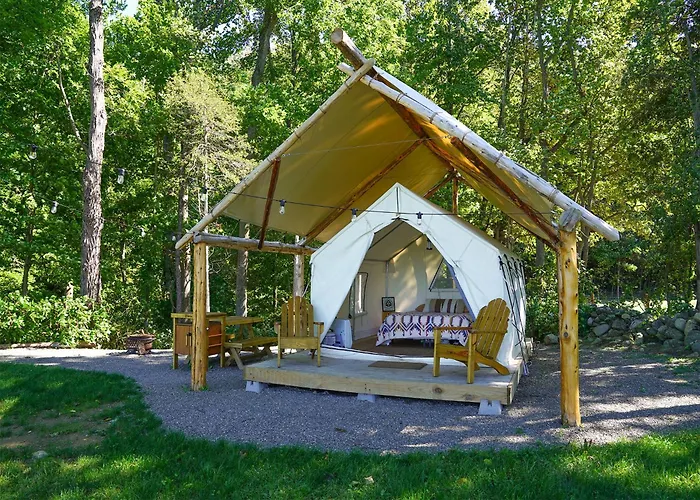 Hilltop Hideaway At Moon Valley Campground