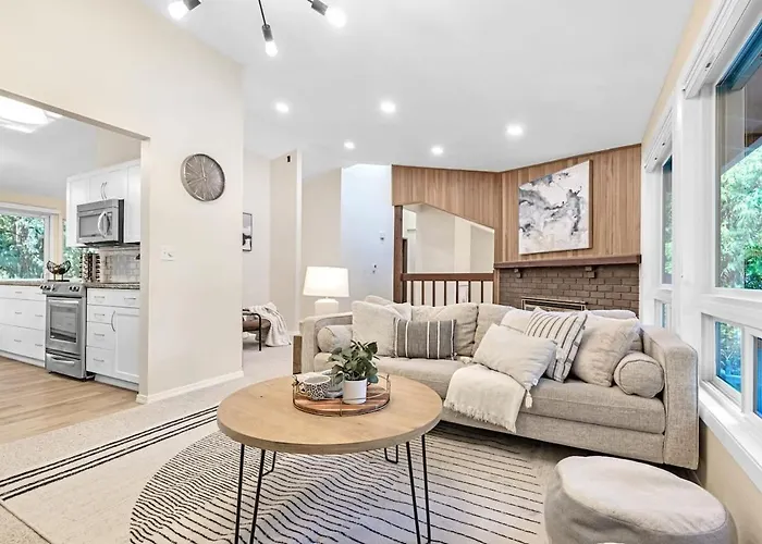 Multi Functional Family Home In Redmond And Only Four Mins To Msft