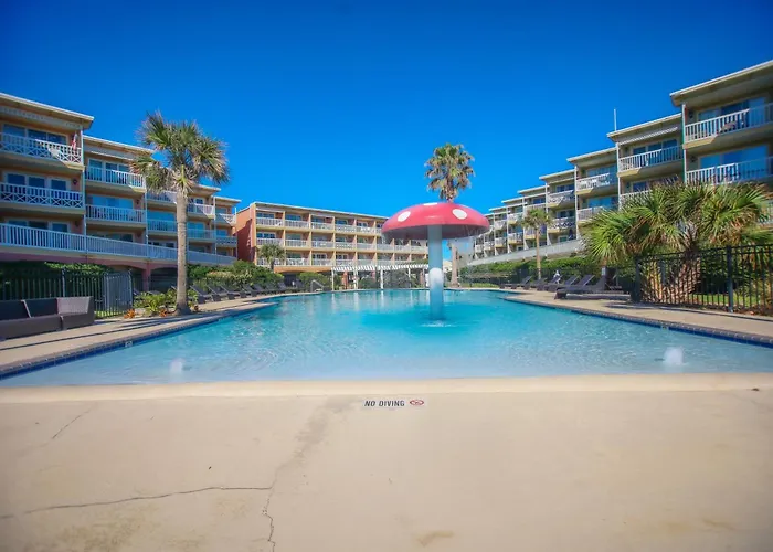 Sea-Renity Heated Pools Steps To The Beach