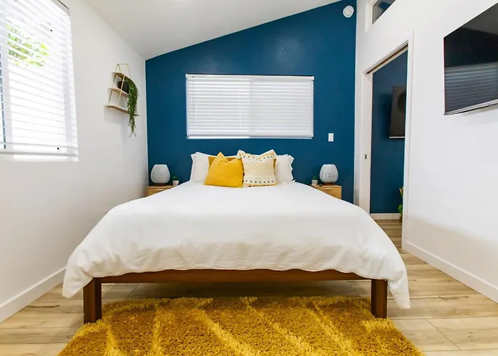 Stylish Casita Min From The Beach !