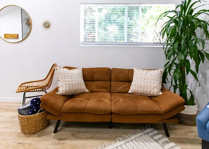 Stylish Casita Min From The Beach !