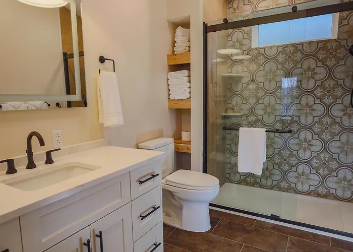 Valley View Resort Cabin #5, 2-Bed, Modern-Luxury With Hot Tub In Canaan Valley, Wv