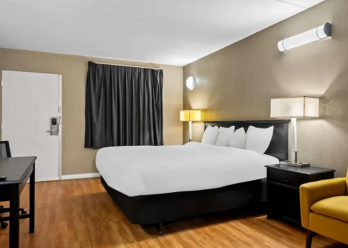 Signature Inn Danville