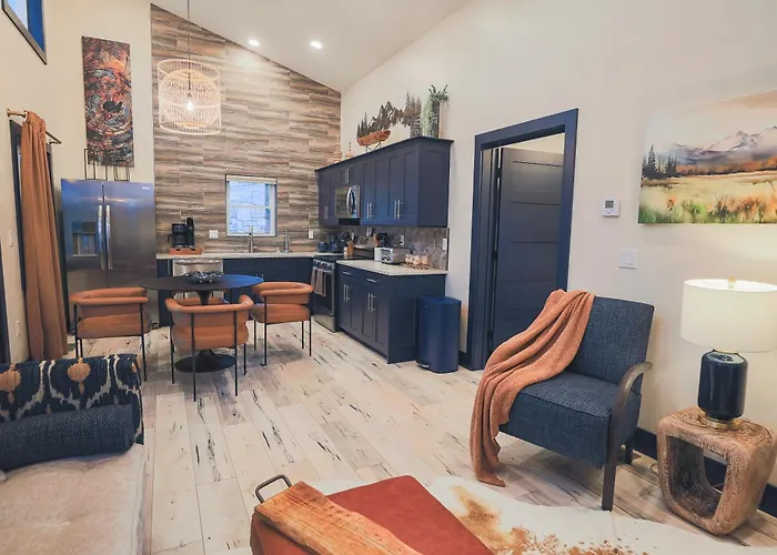 Valley View Resort Cabin #2, 1-Bed, Modern-Luxury With Hot Tub In Canaan Valley, Wv
