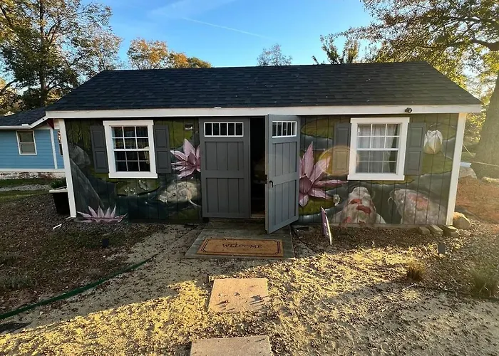 The Nia House