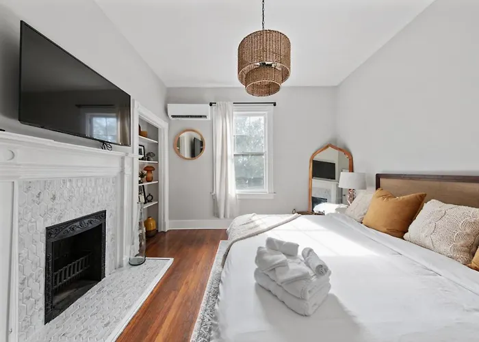 Heritage Suite - Great Location - Free Parking