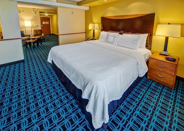 Fairfield Inn And Suites By Marriott Naples