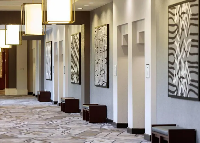 Renaissance Palm Springs Hotel