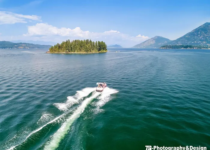 Pend Oreille Shores Resort