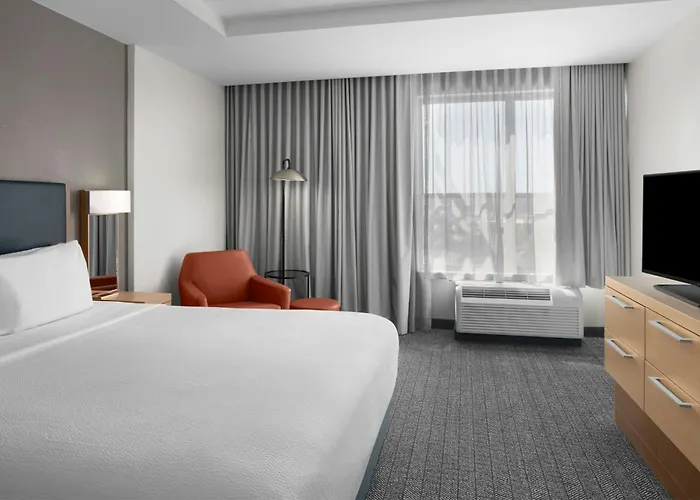 Courtyard By Marriott Charleston Summerville