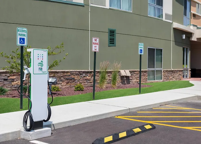 Courtyard By Marriott Elmira Horseheads