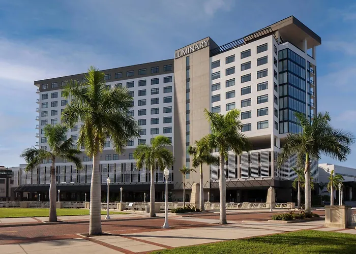 Luminary Hotel & Co., Autograph Collection