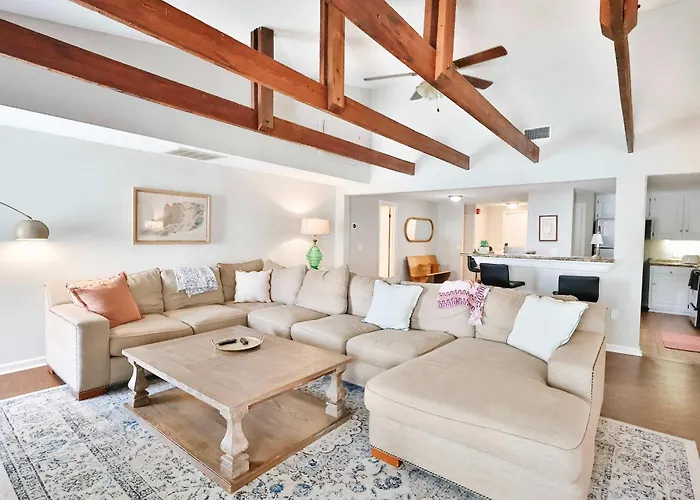 The Post Loft- In The Heart Of Downtown Statesboro