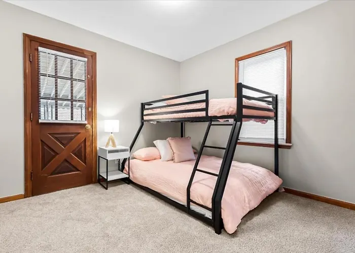 Near Greenfield Village-Downtown Dearborn-Oakwood