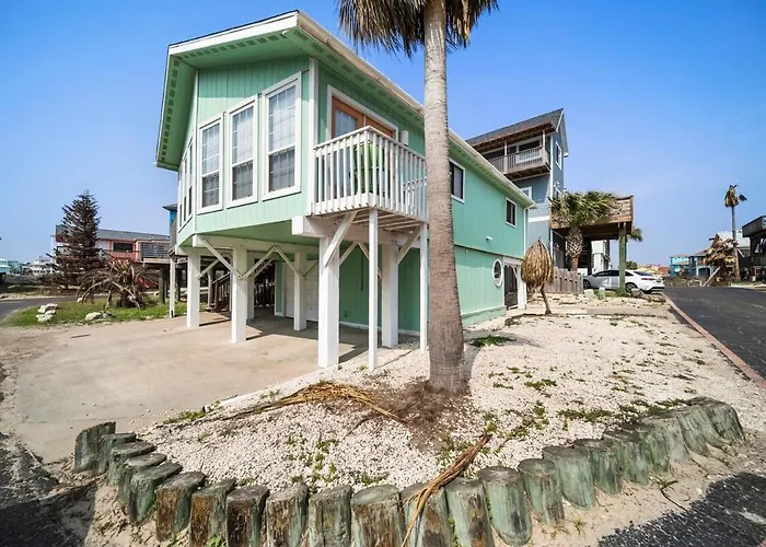 Ocean View, Short Walk To Beach, Free Golf Cart