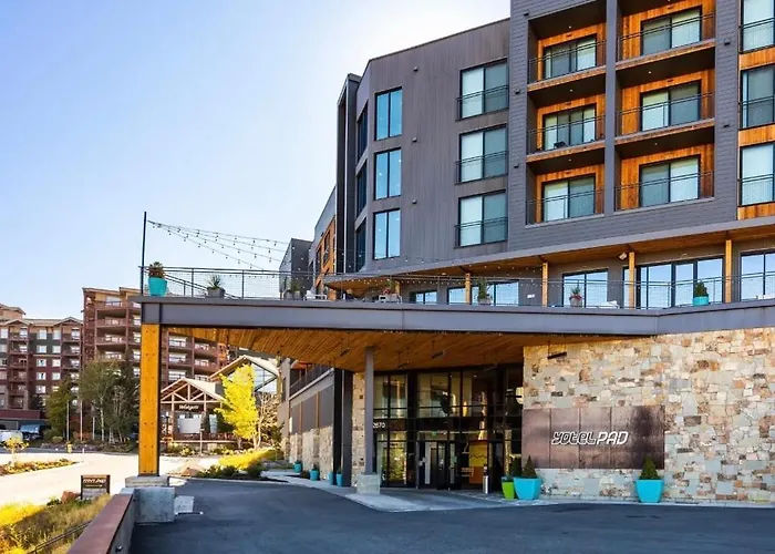 Slope Side Studio In The Heart Of Canyons Village With Heated Pool & Hot Tub! Park City