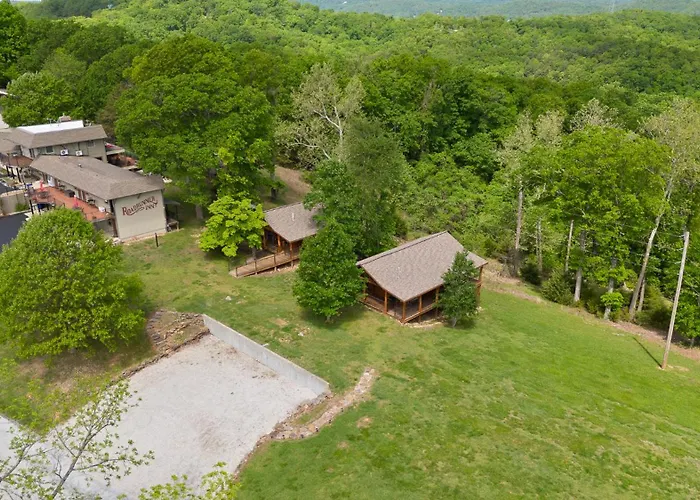 Roadrunner Inn And Log Cabins