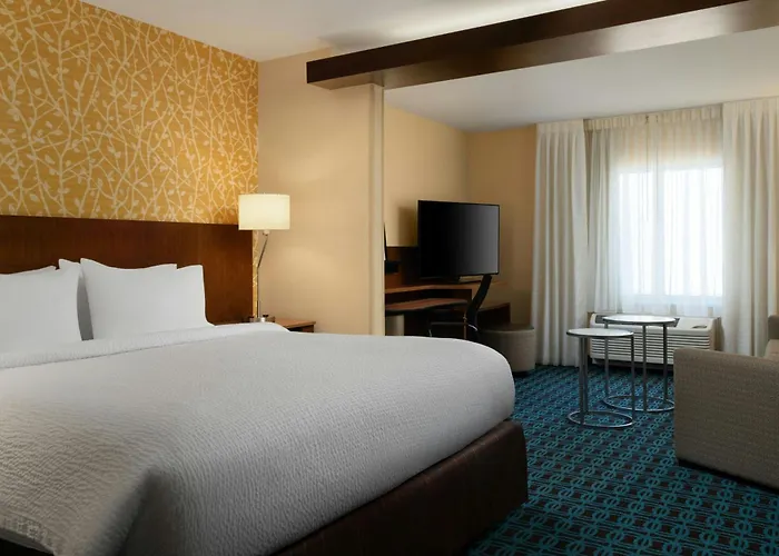 Fairfield Inn & Suites By Marriott London