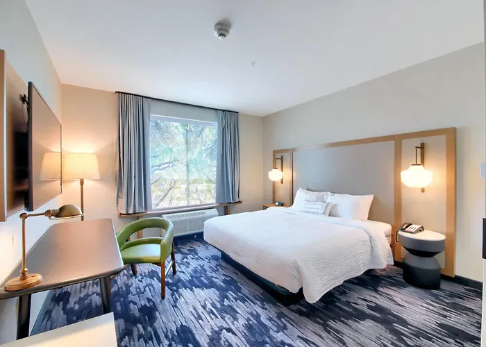 Fairfield Inn & Suites By Marriott Dallas Cedar Hill