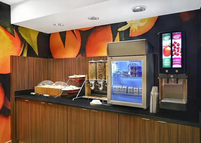 Fairfield Inn & Suites By Marriott Savannah Sw/Richmond Hill