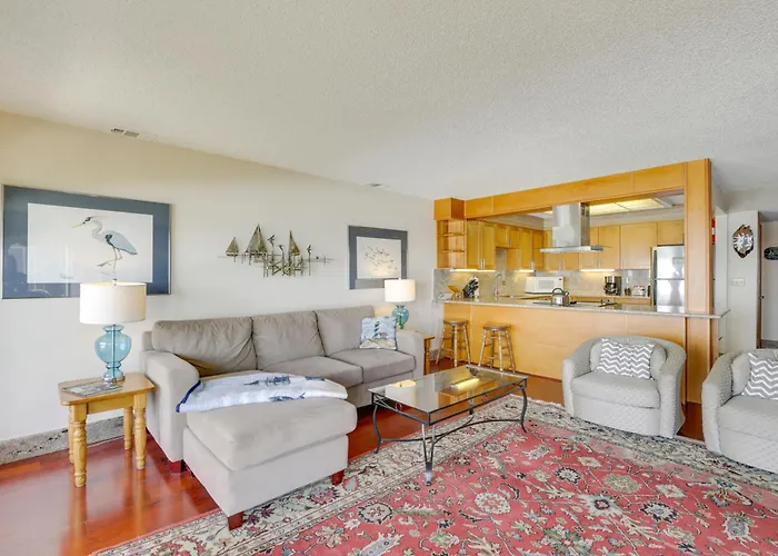 Lincoln City Oceanfront Condo, Near Lincoln Beach!