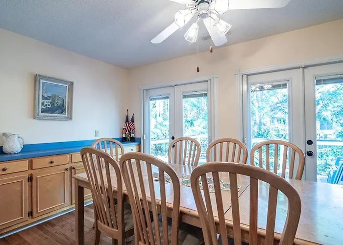A Some Place Special Minutes To Beach Sleeps 10