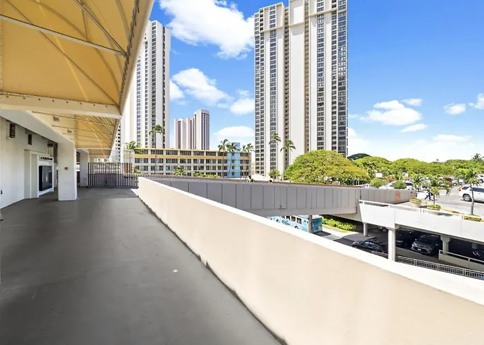 Ala Moana Condo Hotel