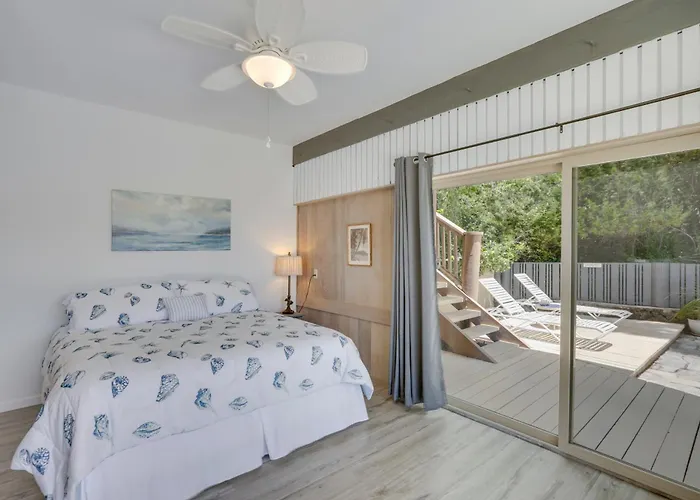 Cozy Honolulu Retreat W/ Pool Access, Near Beaches