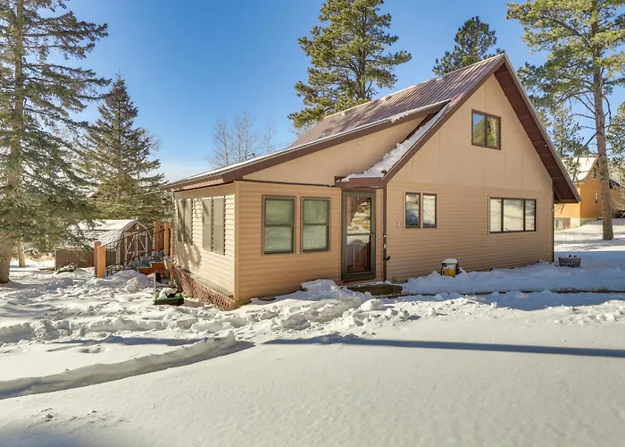 Cozy Lead Cabin W/ Deck < 1 Mi To Ski Slopes!