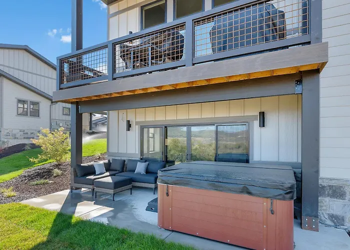 New East Deer Valley, 1 Min, 994 New Luxury 5Br Twin House, Hot Tub, Lake View, Park City 10 Min