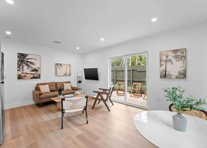921 Apartment 1