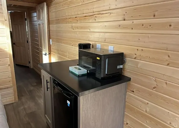 060B Grand Canyon South Rim Suite King Bed 20 Minutes To South Rim - Sleeps 2