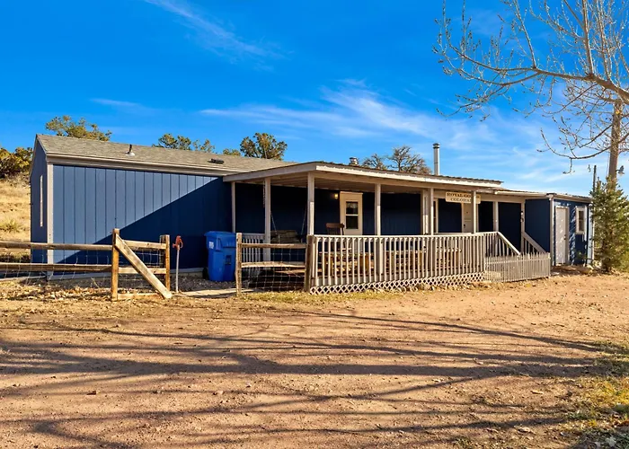 Mountain Farm Stay, Alpacas And Views, Royal Gorge 15Min