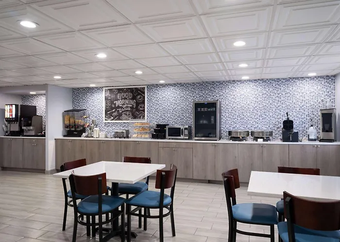 Americinn By Wyndham Woodstock Il
