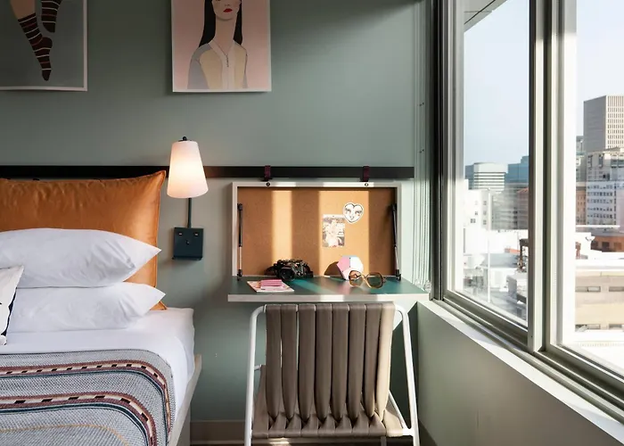 Moxy Portland Downtown