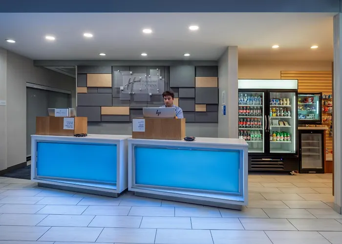 Holiday Inn Express & Suites - Gilbert - Mesa Gateway Airport