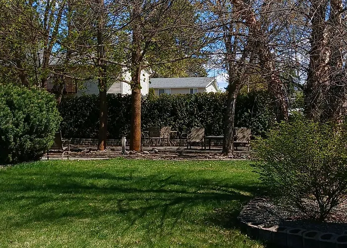 Silver Lakes Inn
