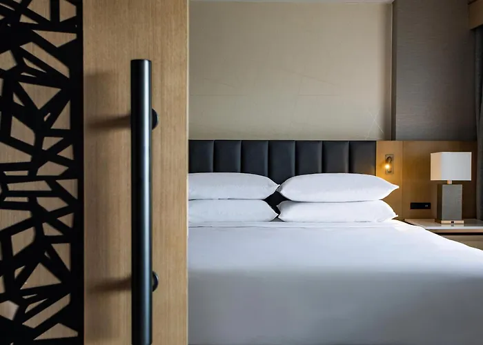Sheraton Suites Columbus Worthington