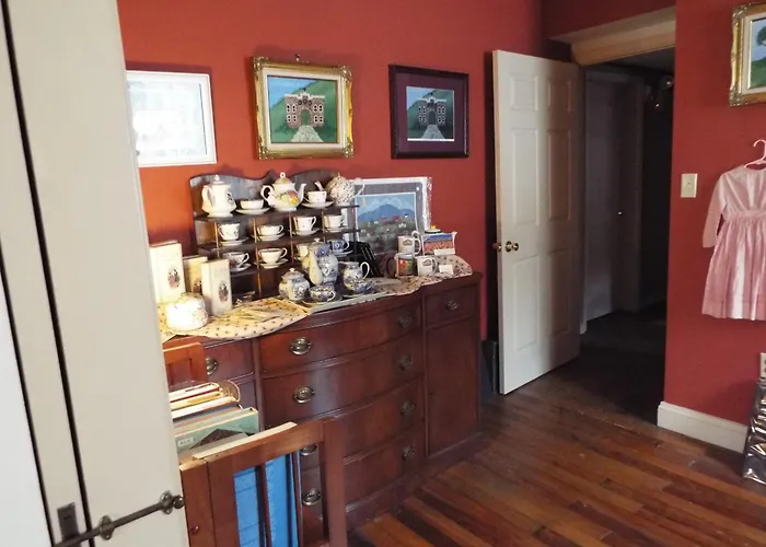 The Tillie Pierce House Inn