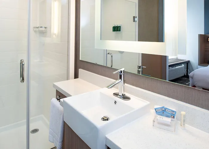 Springhill Suites By Marriott Kansas City Northeast