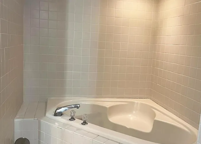 Blue Way Inn & Suites La Crosse