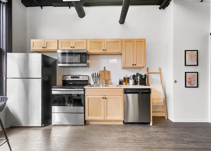 Downtown Spokane Studio Walkable & Secure Stay